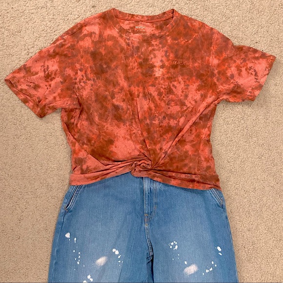 Tie-Dyed RVCA Oversized T-Shirt - Picture 1 of 14